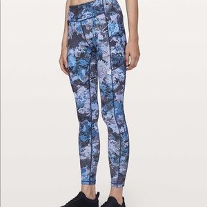 25” fast and free lululemon leggings